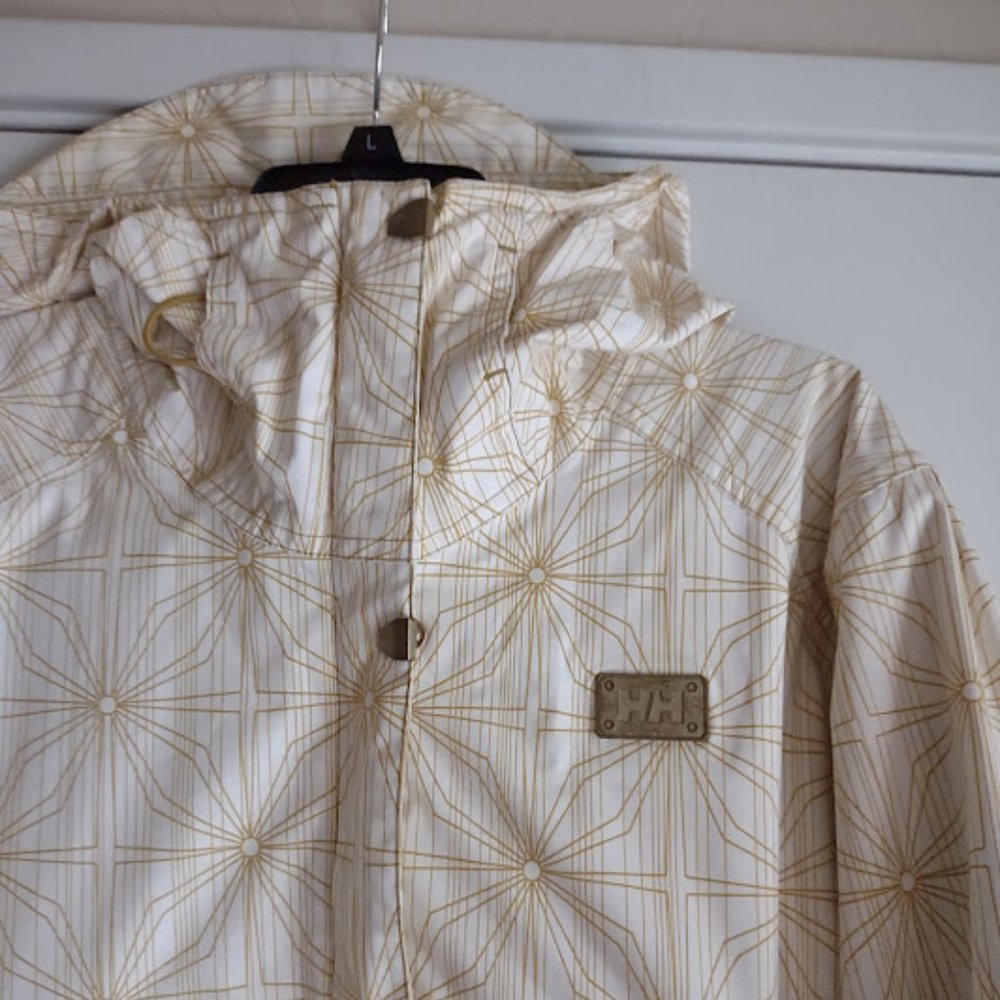 Helly Hansen, Helly Tech Fabric Technology, Anora… - image 6